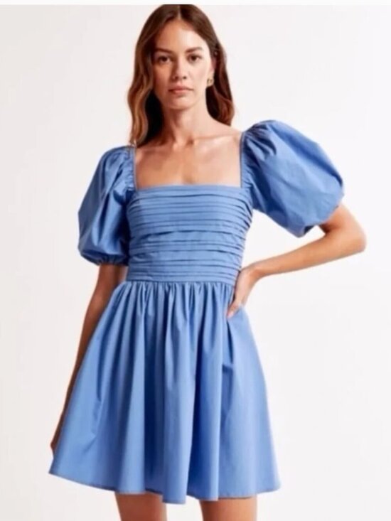 Abercrombie & Fitch Dresses & Skirts - Abercrombie and Fitch Emerson Poplin Puff Sleeve Mini Dress in Powder Blue Small